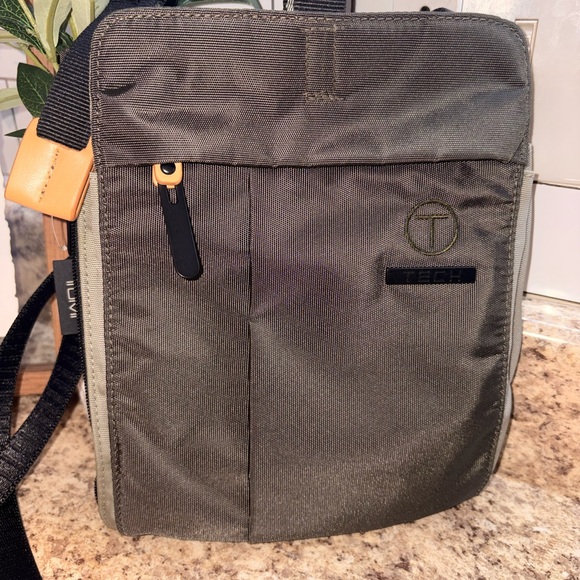 Tumi Gray Messenger Bag - Picture 7 of 9